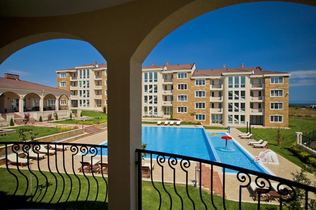 Apartments Atia チェルノモレツ エクステリア 写真