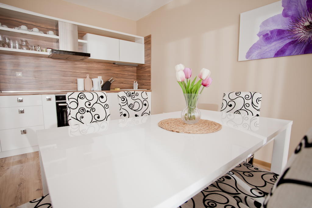 Apartments Atia チェルノモレツ 部屋 写真