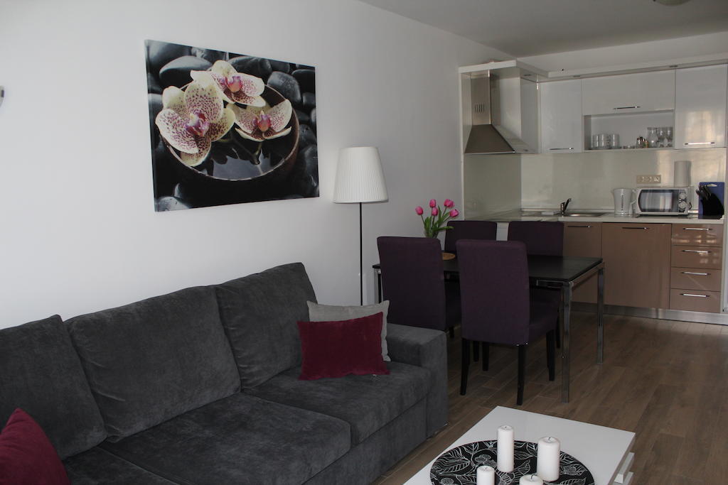 Apartments Atia チェルノモレツ 部屋 写真